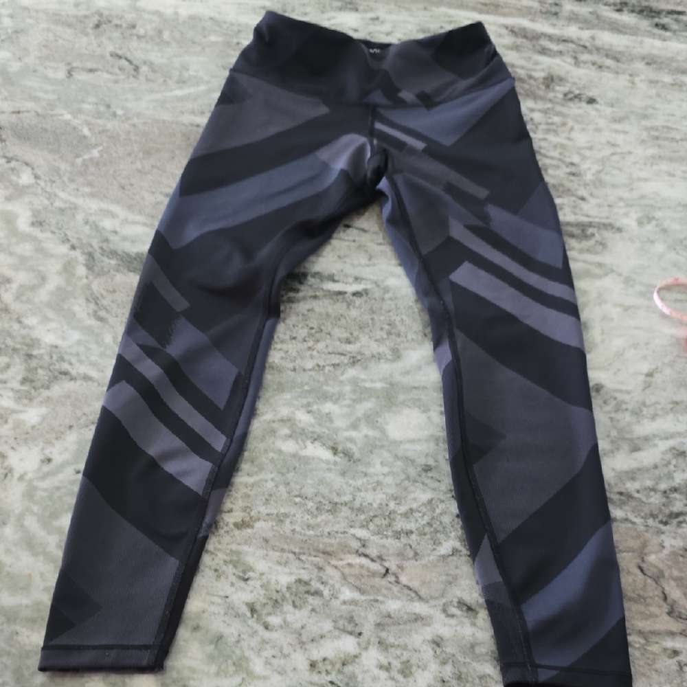 Brooks Black Leggings